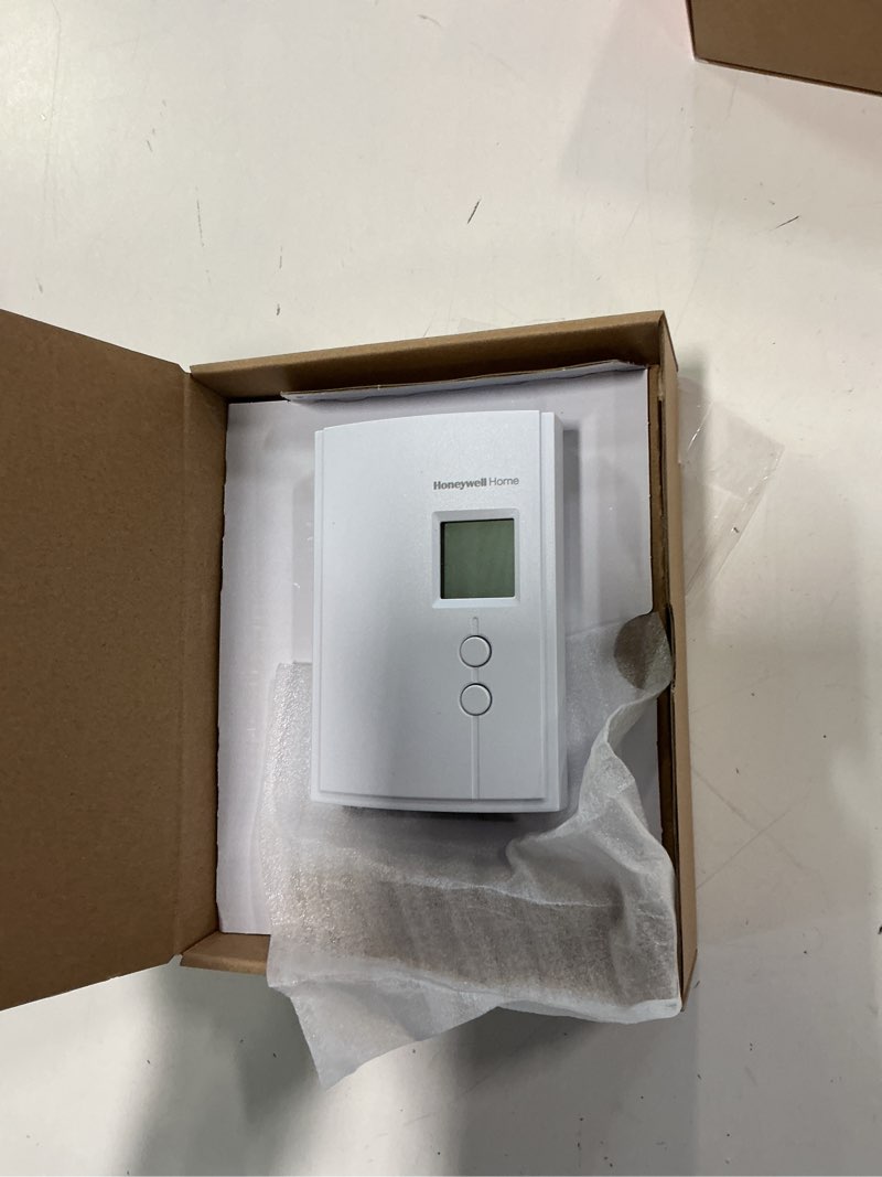 Condition photo showing Good Condition for Honeywell Home RLV3120A1005 Digital Non-Programmable Thermostat for Electric Heat Only