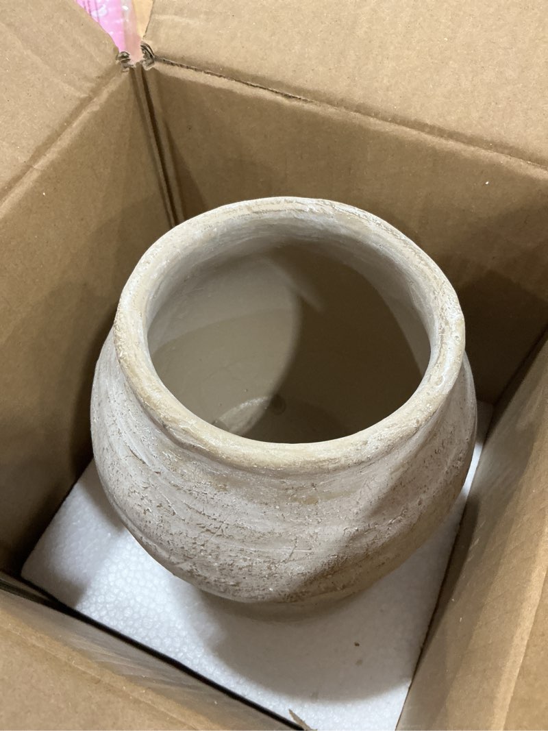 Condition photo showing New/Like New for briful rustic vintage ceramic pottery vase, 6.1'' farmhouse table decor with distressed texture, wide mouth decorative jar vases for home decor, shelf & entryway, cream white 6.1'' cream white