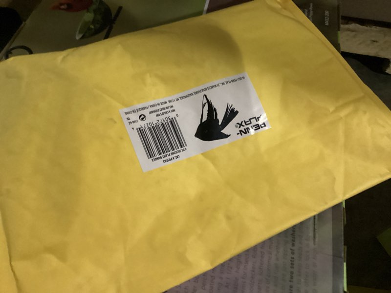 Condition photo showing New/Like New for Penn-Plax Aqua-Plants Silicone Flow Plant Bundle – 6 Pieces