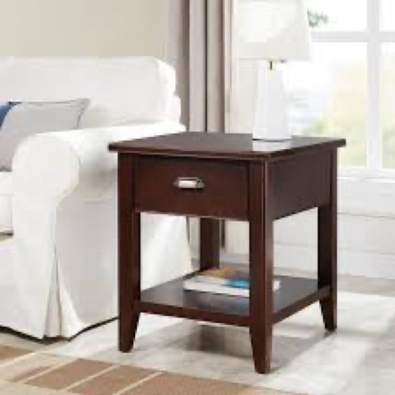 LAURENT END TABLE 10507