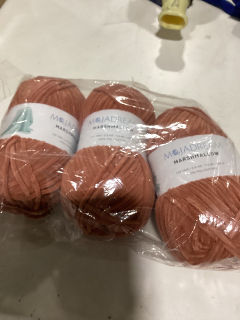 https://lotting-media.assets.bidfta.com/lotting_9e05fb8b-bd41-4285-bcd2-35a01f8f0ac8