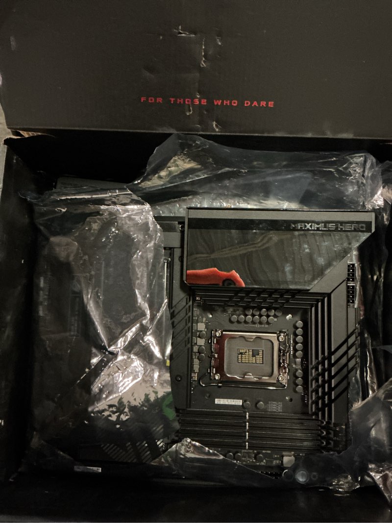 Condition photo showing Good Condition for asus rog maximus z790 hero wifi6e lga 1700(intel 14th,13th&12th gen) atx gaming motherboard(pcie 5.0,ddr5,20+1power stages,2.5gb lan, bluetooth v5.2,2x thunderbolt 4 ports,5xm.2, thunderbolt 4/usb4) lga 1700|12th/13th/14th gen z790 hero|m.2 x5|wifi 6e|