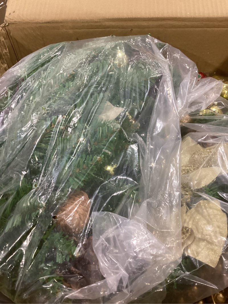 Condition photo showing Good Condition for 4 Piece Pre Lit Gold Christmas Garland and Wreath Set 3 ft Entrance Trees 17.72" Front Door Christmas Wreath 7.87 ft Xmas Garland with Lights for Porch Holiday Decorations