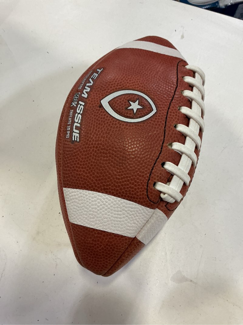Condition photo showing Good Condition for team issue high school/official leather football