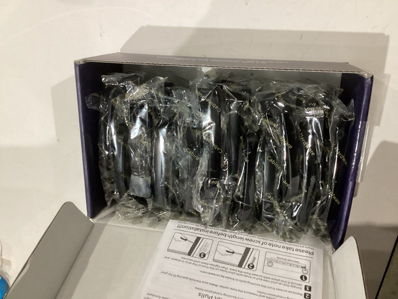 Condition photo showing Good Condition for ravinte 30 pack solid 3 inch square foot arch pulls kitchen cabinet handles matte black drawer pulls kitchen cabinet hardware for cupboard handles 30 3 inch hole center
