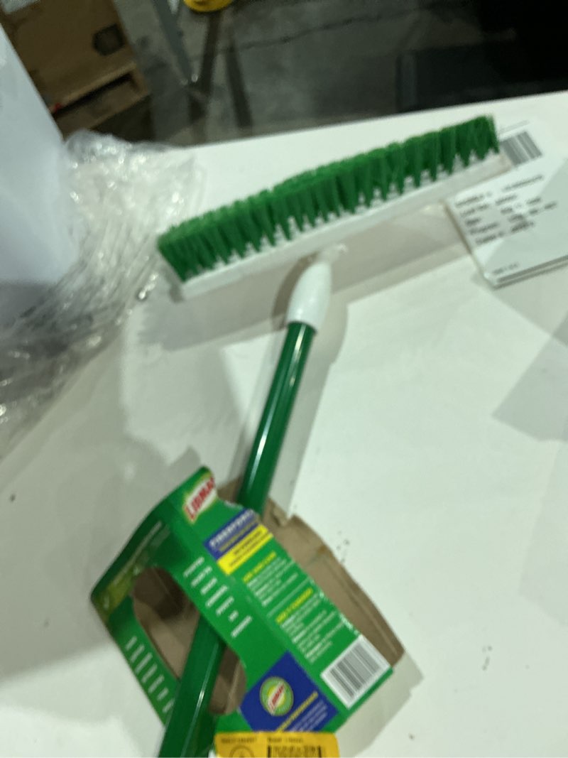 Condition photo showing Good Condition for no knees floor scrub brush