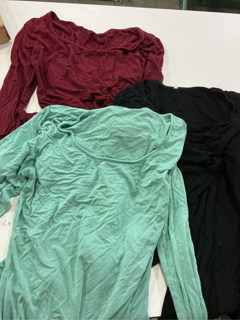 Condition photo showing Good Condition for (Similar photo)Neer 3 Pack Women's Long Sleeve Underscrub Shirts Scoop Neck Soft Scrub Undershirts for Nurse Basic 