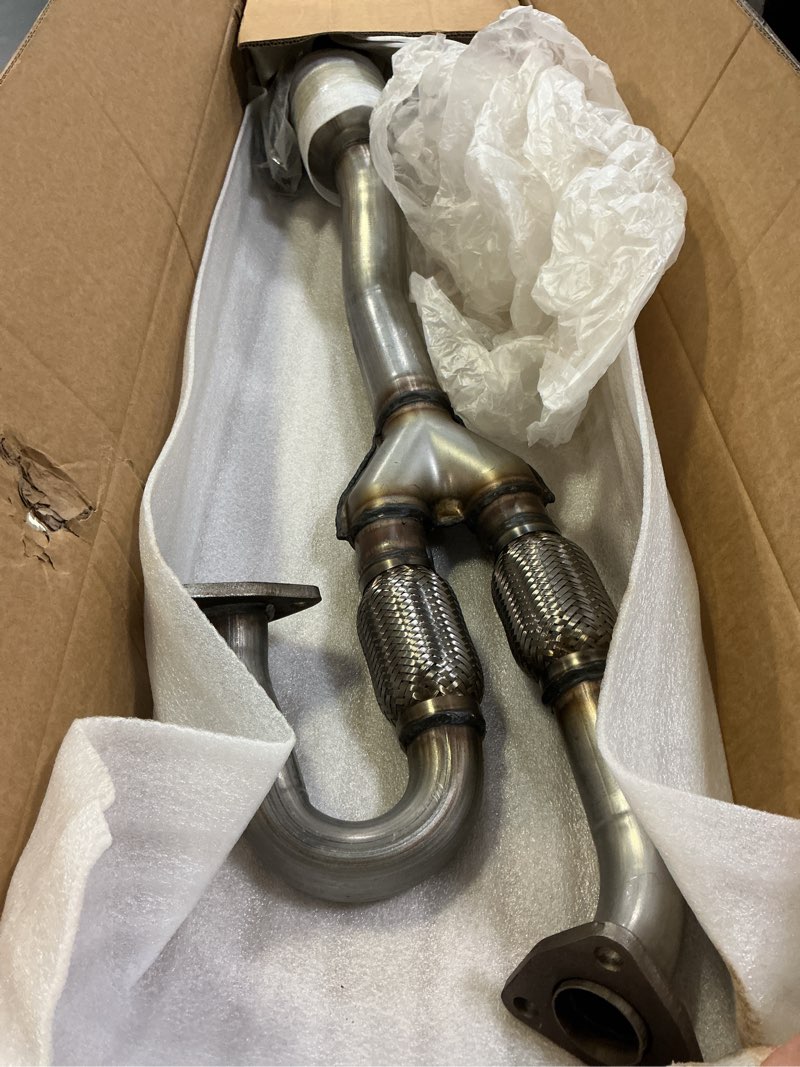 Condition photo showing Good Condition for Y-Pipe Catalytic Converter Compatible with 2003 2004 2005 2006 2007 Murano with Gasket Exhaust Flex Pipe 3.5L, Direct-fit(EPA Compliant) 03-07 Nissan Murano Rear Y 3.5L
