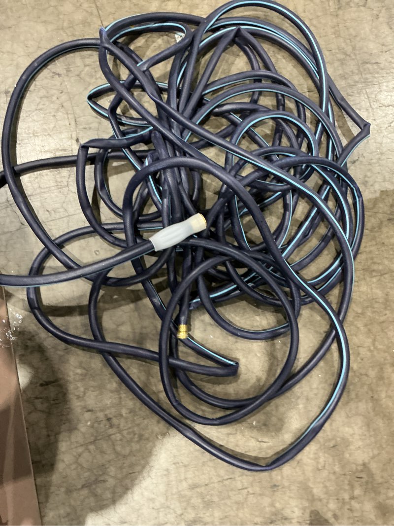 https://lotting-media.assets.bidfta.com/lotting_9e25a8fa-8271-4e60-a438-85843095d1ac