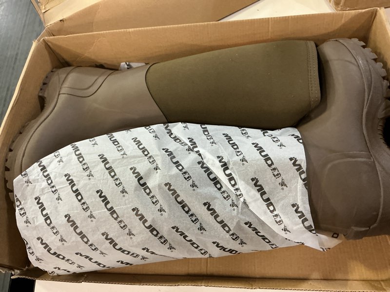 Condition photo showing Good Condition for muddy men's mtx 17" non-insulated boot 9 clay