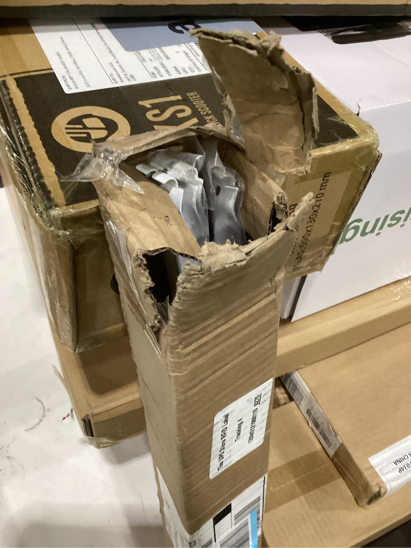 Condition photo showing Good Condition for 16inch Support Brackets for Wire Shelving Set, 4 Pcs Wire Shelf Brackets with 8 Wire Shelf Hooks and 4 End Bracket for Installation Wire Shelving Support Closet Wire Set