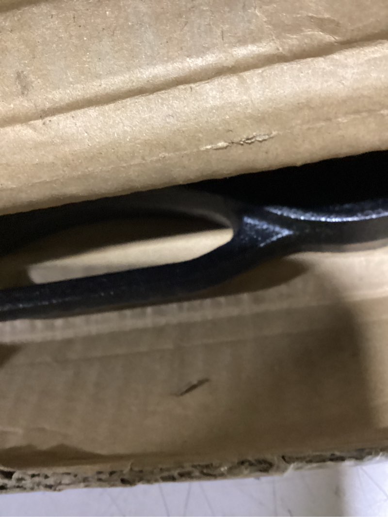 Condition photo showing Good Condition for amazon basics pre-seasoned cast iron reversible rectangular grill/griddle with even heat distribution, black, 20 x 10.63 x 0.98 inch
