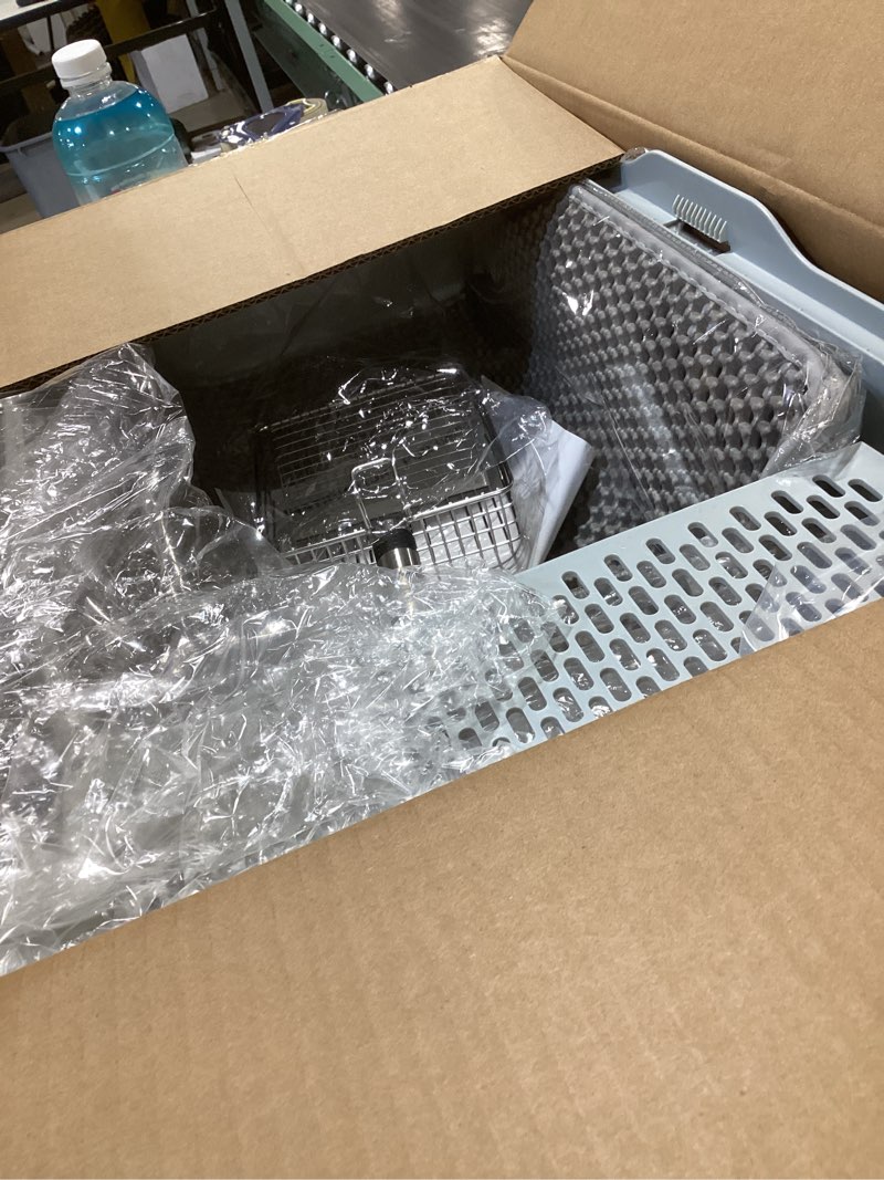 Condition photo showing Good Condition for xl stainless steel litter box, extra large metal cat litter box with high sided for big cats, enclosed litter boxed with lid, easy-clean cat litter mat & scoop kit, anti-urine leakage (grey) f-gray