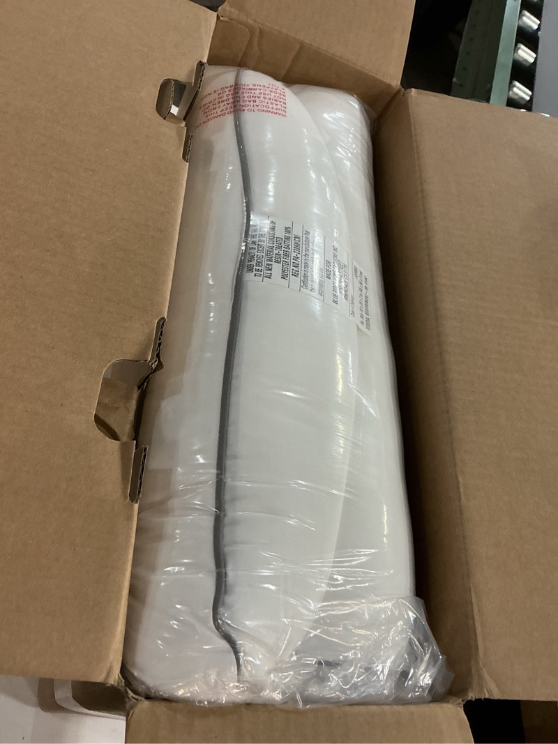 Condition photo showing New/Like New for Blue Ridge Home Fashions Medium Soft Bed Pillows Queen Size Set of 2, 400 Thread Count 100% Cotton, Never Go Flat Down Alternative Gusseted Support Pillow for Back or Side Sleepers, Standard, White Queen/Jumbo