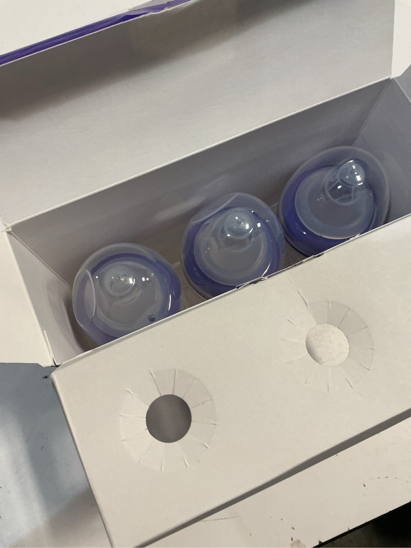 Condition photo showing New/Like New for lansinoh feeding bottles 3 bottles 5 oz