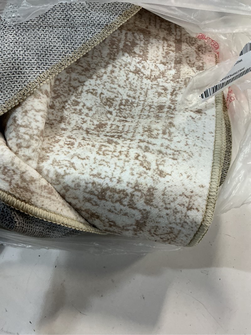 Condition photo showing New/Like New for 8x8 Beige Round Rug 8ft Living Room Circle Rug Vintage Round Area Rug Non Slip Indoor Carpet for Apartment Beige 8' (Round)