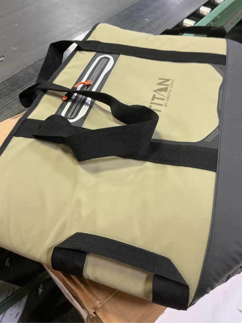 Condition photo showing New/Like New for Arctic Zone 30 Can Insulated Tote Cooler Bag 30 Can Moss
