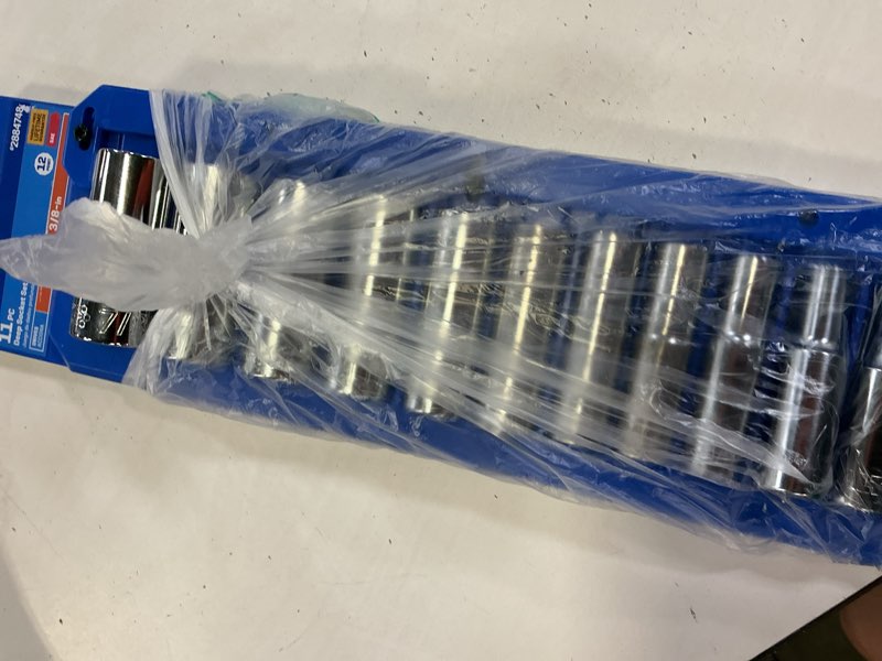 Condition photo showing Good Condition for kobalt 3/8-in drive standard (sae) deep socket set 11 -pieces