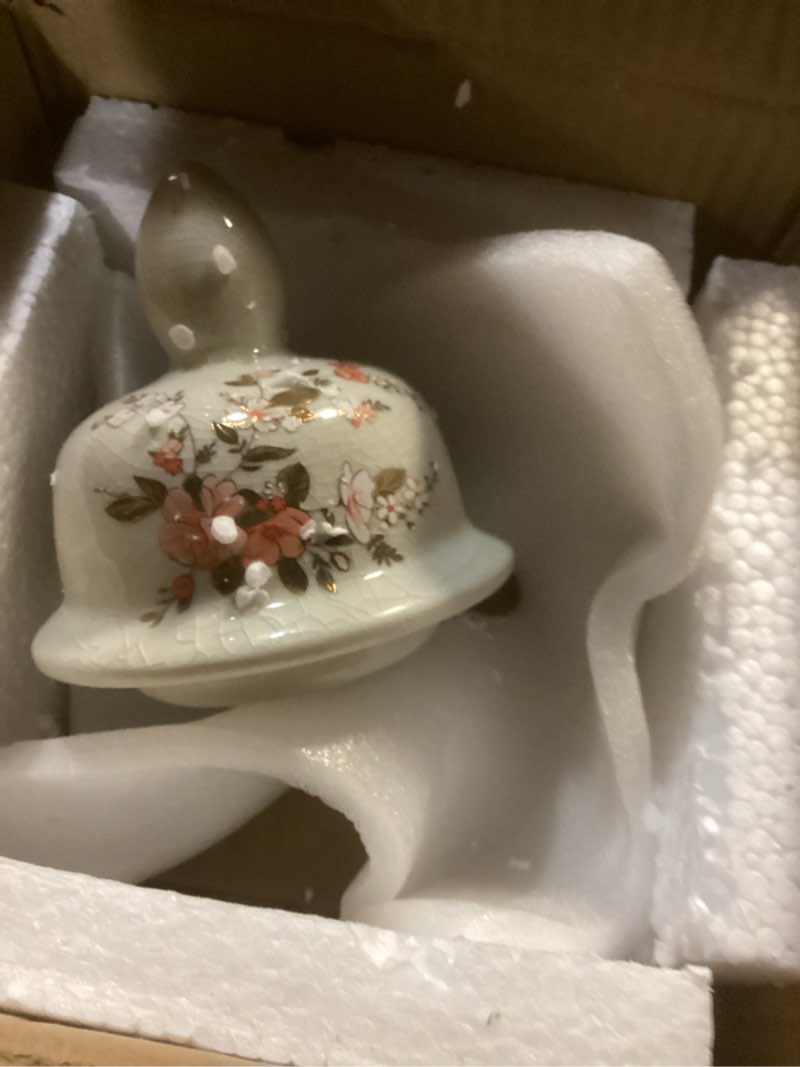 Condition photo showing Good Condition for 6-inch modern white ceramic vase, rustic ribbed flower vase with waterproof interior, small boho decorative vase for fresh or dried flowers, home decor, mantle, bookshelf, office