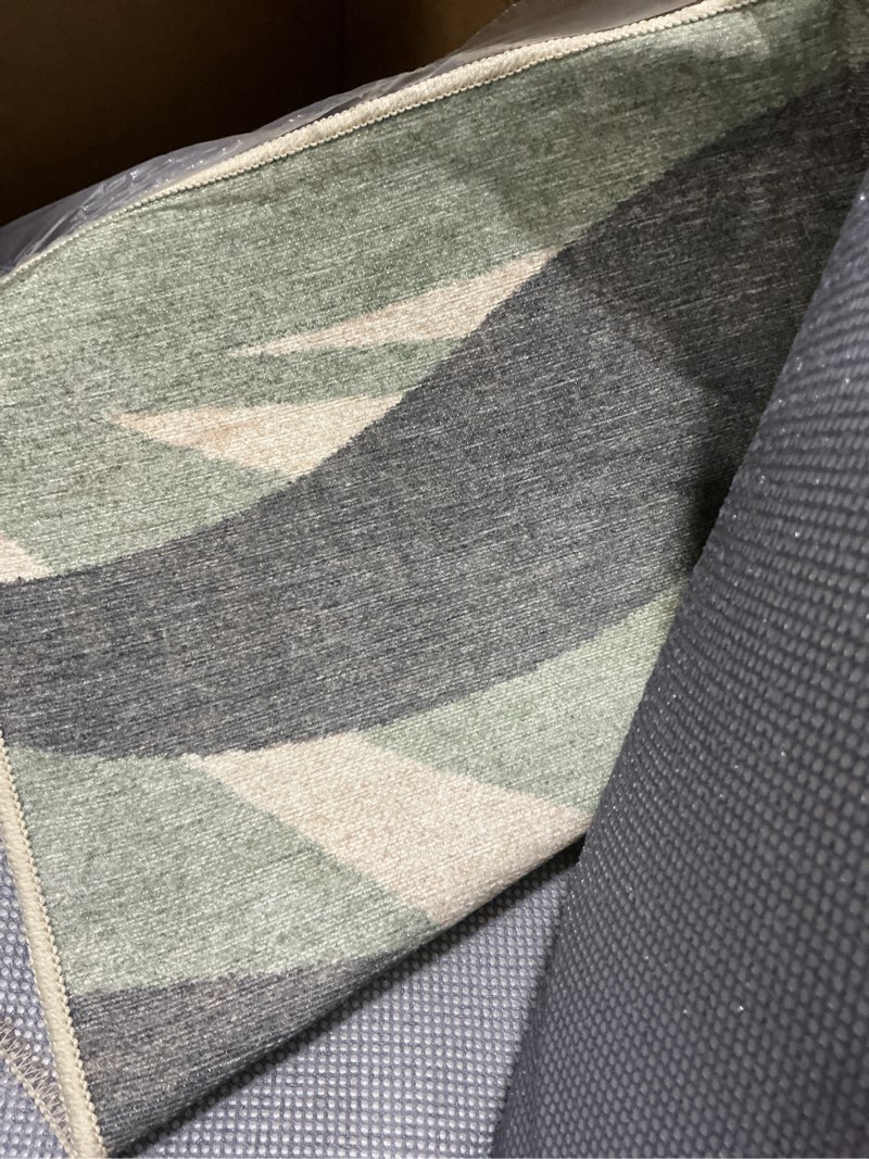 Condition photo showing Good Condition for genimo outdoor & indoor area rug 9'x12', waterproof, non-shedding, easy cleaning, leaf mat for patio, living room, balcony, dining room, rv, deck, bedroom, camping, outside carpet, beige grey beige grey 9' x 12' (rectangular)
