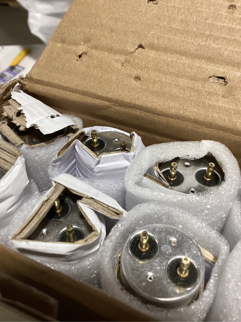 Condition photo showing New/Like New for 8 Pack 24 inch F17T8/841 17 Watts Light Bulb, 2 Foot Straight Fluorescent Tube T8 Tube Light, 4100K Cool White 1400 Lumen G13 Medium Bi-Pin Cap 8 Count 17W-8Pcs-Cool white