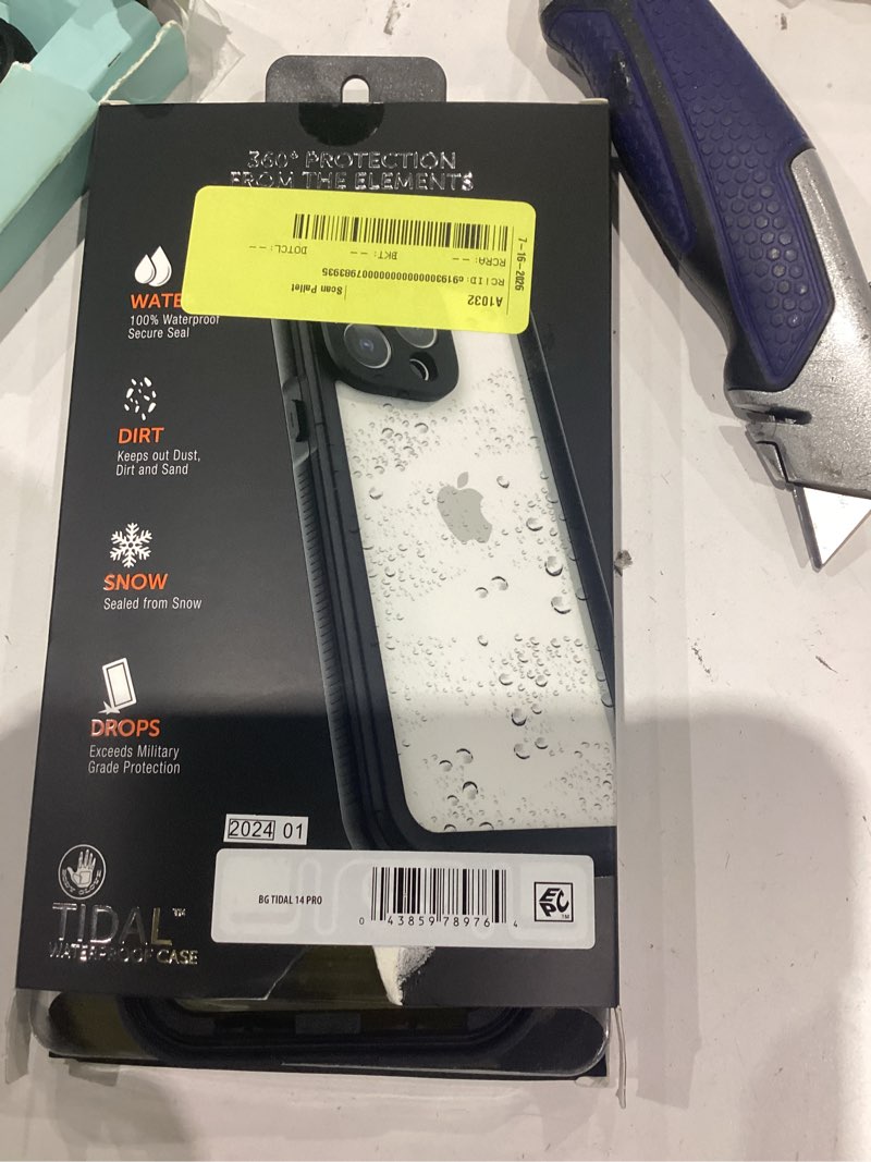 Condition photo showing As Is for body glove tidal waterproof phone case for iphone 14 pro - black/clear