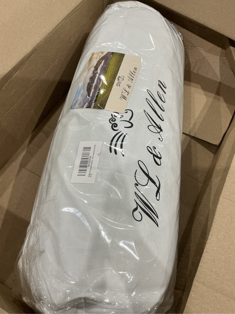 Condition photo showing Good Condition for wl&allen large sheepskin rug genuine thick and lush 3 inch pile?luxury australian pelts |large sheepskin wool area rugs (double pelt 2'6" x 6'6",black) 2'10" x 7'3" (sheep pelt) black