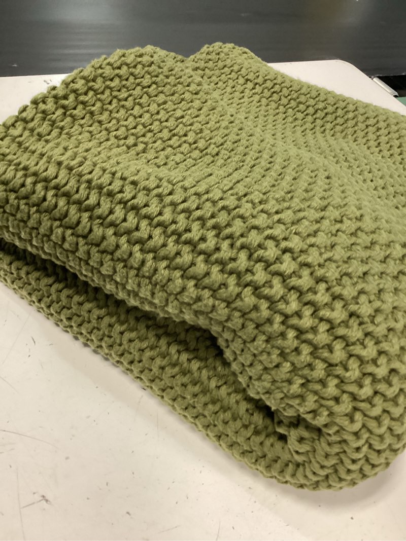Condition photo showing Good Condition for quince cotton fisherman throw color olive 