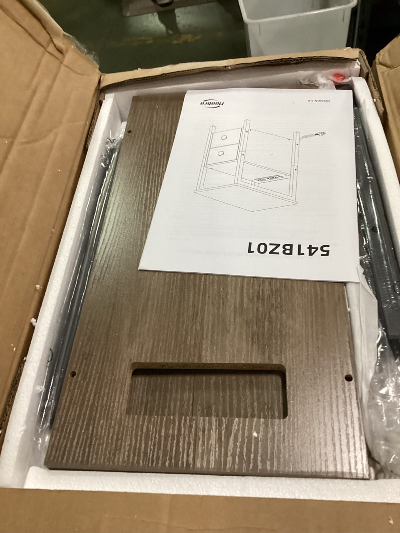 https://lotting-media.assets.bidfta.com/lotting_9e7f3592-20a2-443a-b0f8-39d1b1cce789