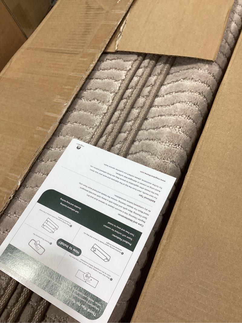 Condition photo showing Good Condition for Megabarn Thick Cushioned Rounded Bullnose Carpet Stair Treads for Wooden Steps – Self-Adhesive Peel 