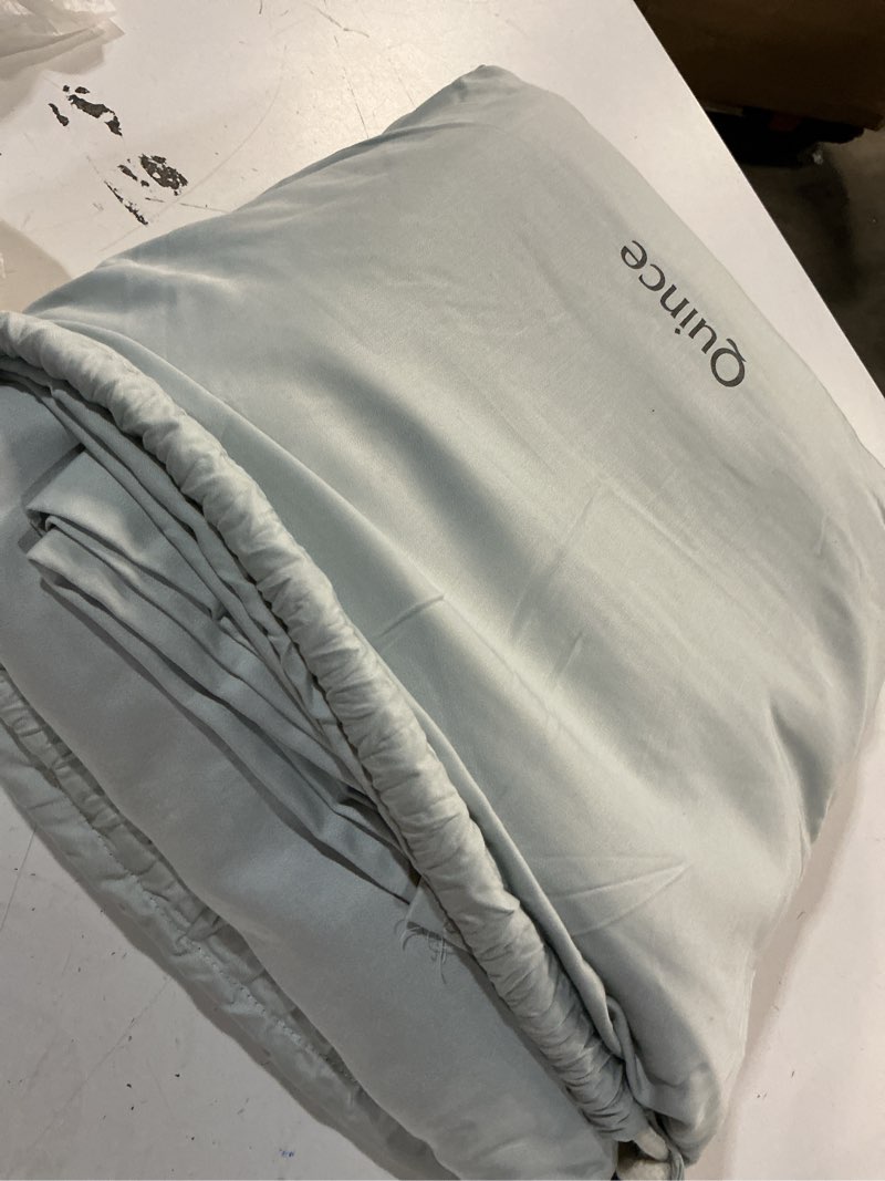 Condition photo showing Good Condition for european linen fitted sheet set