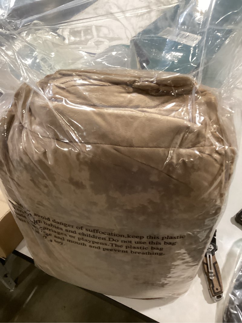 Condition photo showing New/Like New for fredsure distressed velvet sheet set, 4 pieces caramel gold queen, ultra soft, warm queen caramel gold