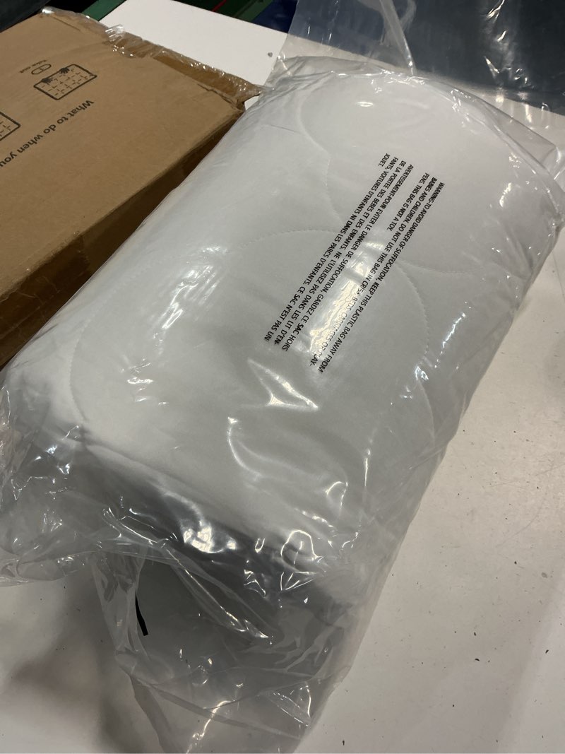 Condition photo showing New/Like New for xl mattress protector , quilted fitted mattress pad, noiseless hollow mattress cover, fits up to 18" deep, dust proof white
