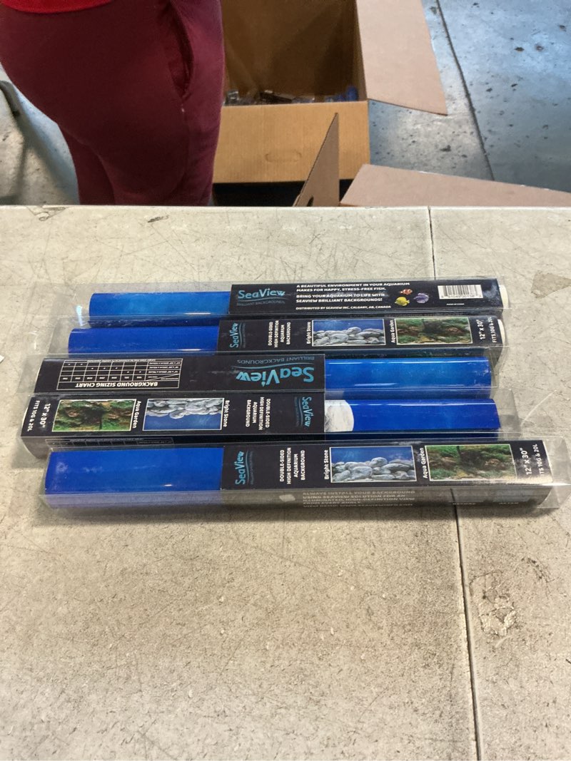 Condition photo showing New/Like New for Assortment of small pet items,miscellaneous small, variety of items multiple pieces, 5 items total