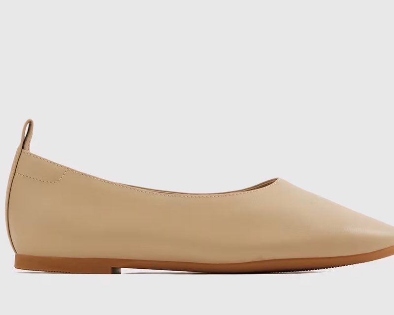 Quince Italian Leather Glove Ballet Flat, 7, Almond