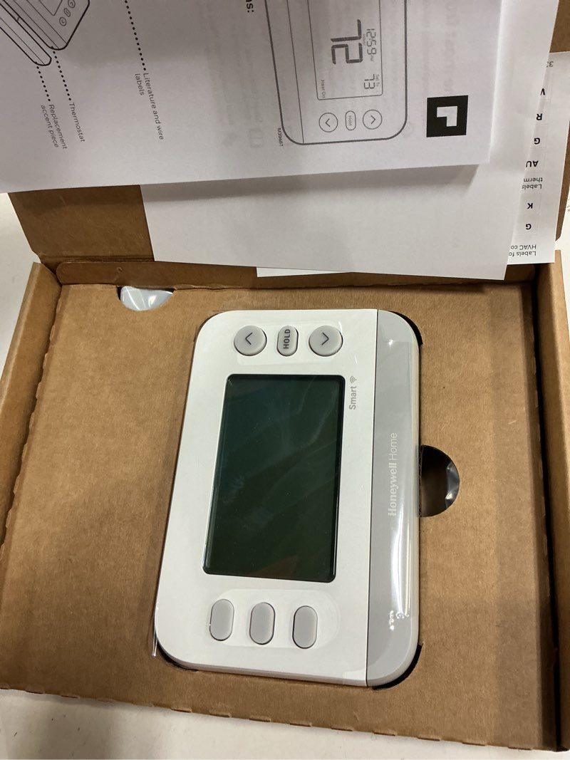 Condition photo showing Good Condition for honeywell home x2s smart built in wifi heating and cooling push button smart-enabled programmable th