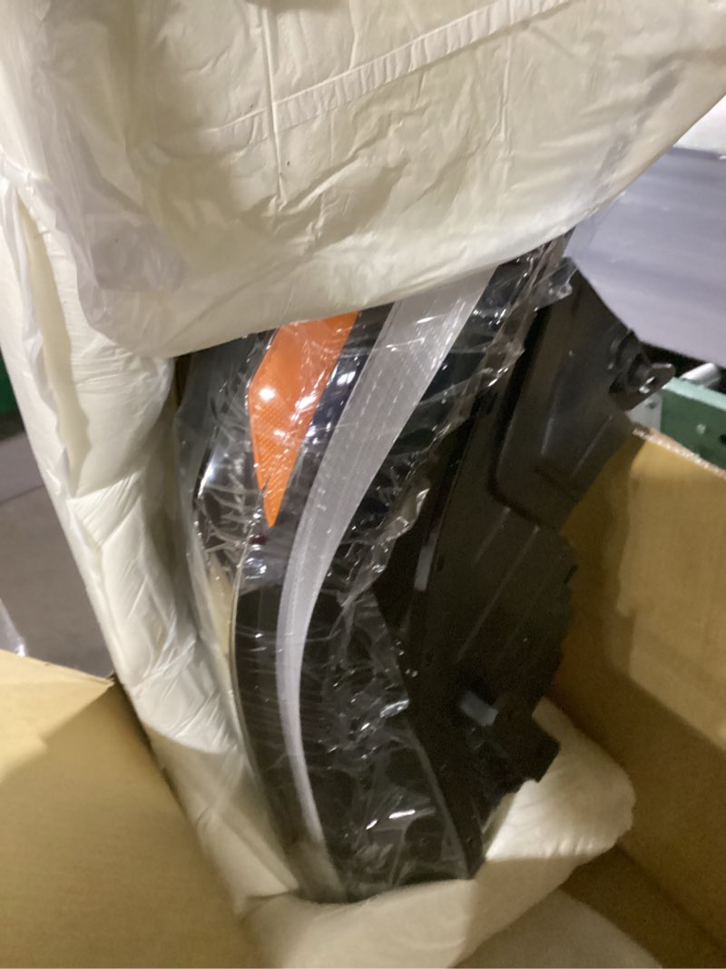Condition photo showing New/Like New for right headlight assembly w/module compatible with elan-tra se sel n line gls preferred luxury limited 2024-2025 headlamp passenger side front light 92012aa740