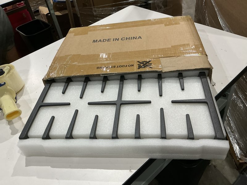 Condition photo showing Good Condition for wb31x27150 center grate replacement for ge stove parts jxgrate1 wb31x24737 general electric gas range grate cast iron surface burner grate ge cooktop parts stove top grate (wb31x27150)