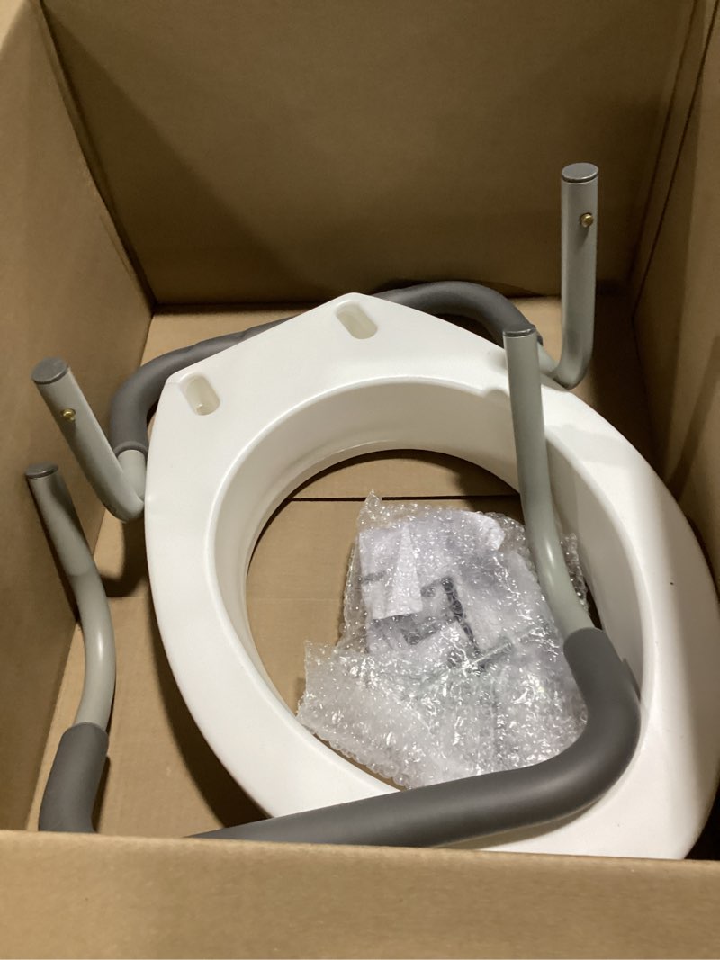 Condition photo showing Good Condition for carex 3.5 inch raised toilet seat with arms, elongated toilet seat riser, up to 250 lbs capacity, elevating & raising seat for elderly & handicap, universal, slip-resistant with padded handles, white