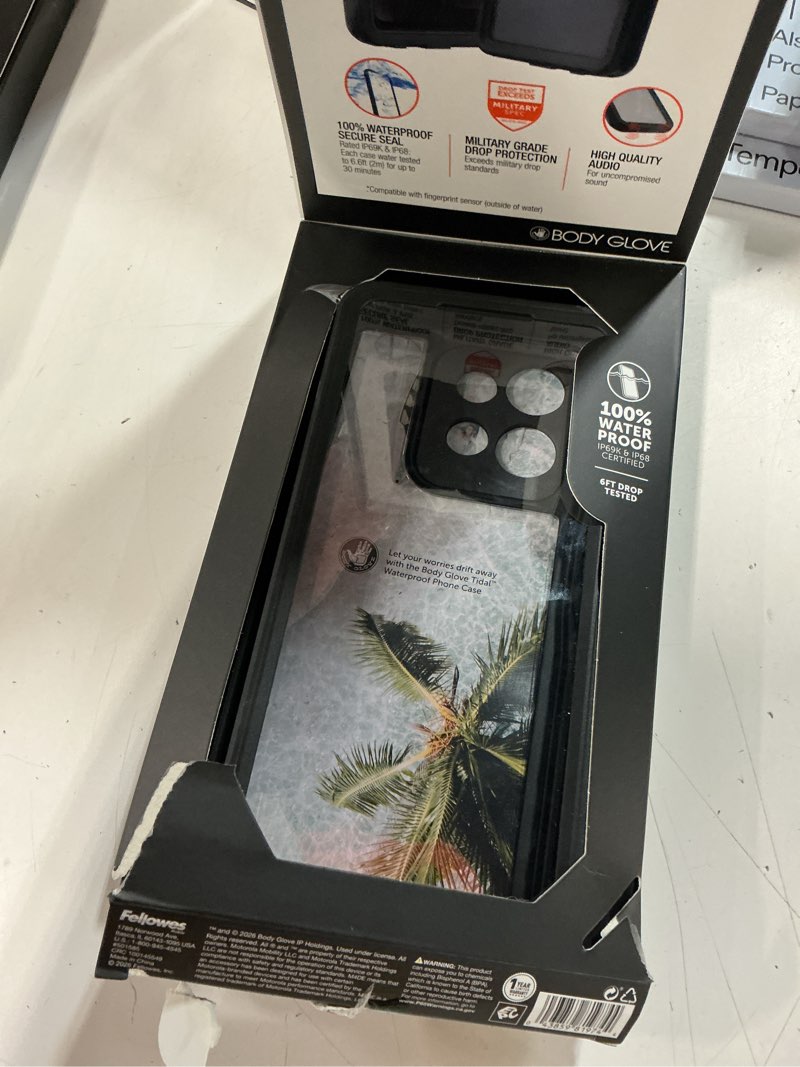 Condition photo showing Good Condition for body glove waterproof tidal phone case for moto g power (2025/2026)