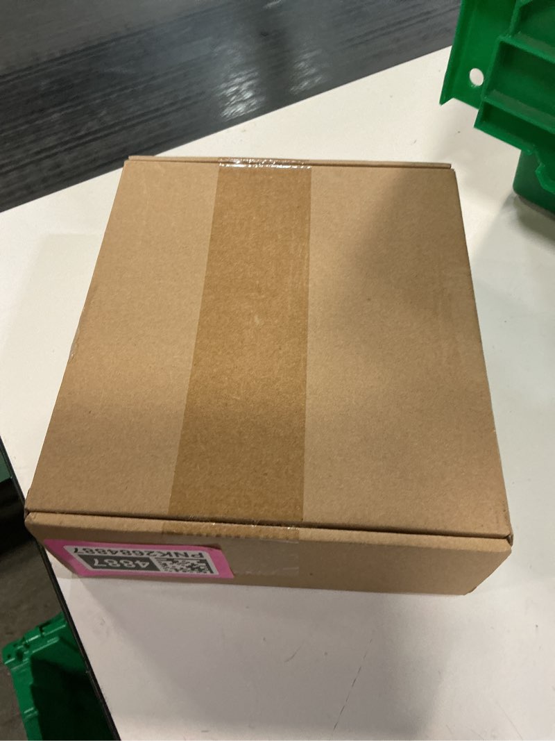 Condition photo showing New/Like New for Marspark 300 Pieces Clear Plastic Horizontal Name Badge ID Card Holders Horizontal Name Badge ID Card Holders with Waterproof Resealable Zip Transparent PVC Sleeve Cover for Office School(Vertical)