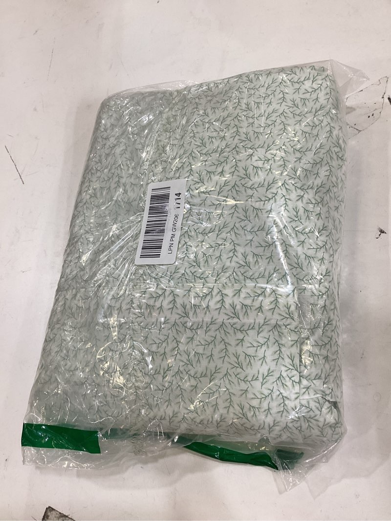 Condition photo showing New/Like New for martha stewart - full size sheets set, crisp & tailored cooling sheets w/a naturally smooth cotton percale lightweight feel - bed sheets with matching pillowcases & fitted sheet (leaves green) full leaves green