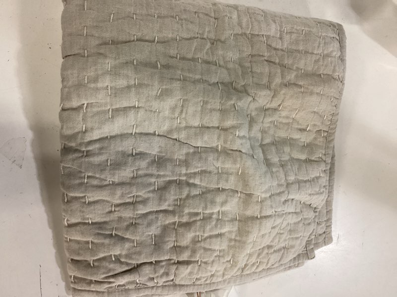 Condition photo showing Good Condition for european linen cotton stitch quilted euro sham 26”x26”