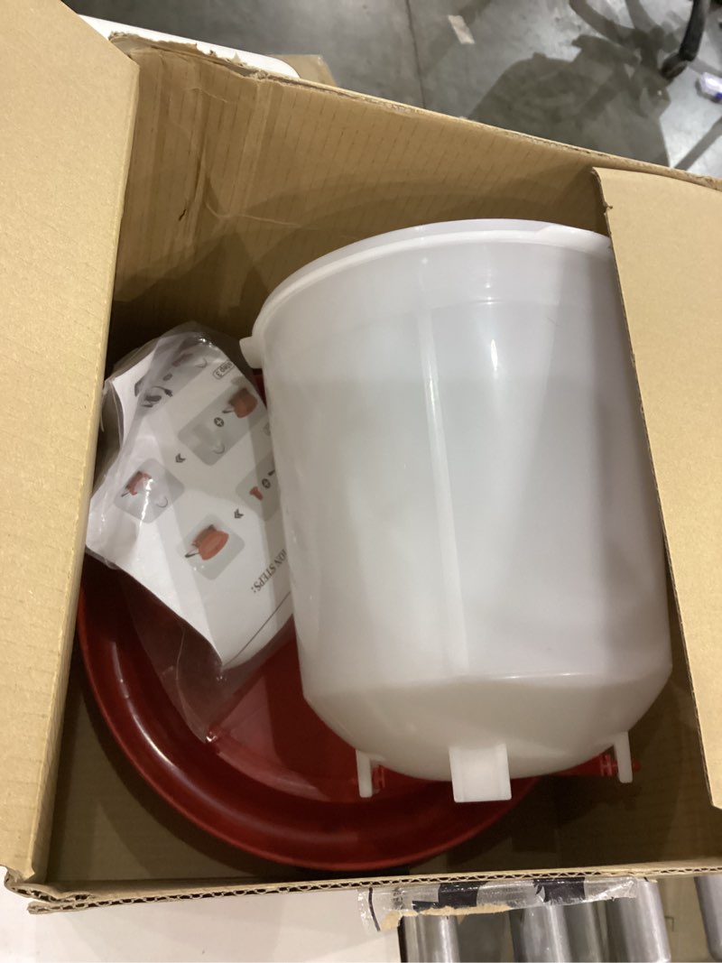 6L Chicken Waterer Heated for Winter Chicken Water Heater wiith Adjustable Leg Support 35W BPA-Free 