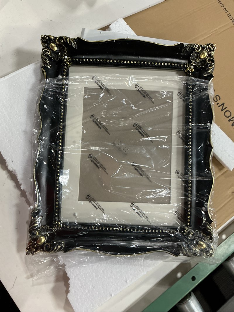 Condition photo showing New/Like New for simon's shop 11x14 picture frames with mat for 8x10 image, black poster frames for gallery wall display, vintage gothic frames for photos artworks 11x14 black & gold
