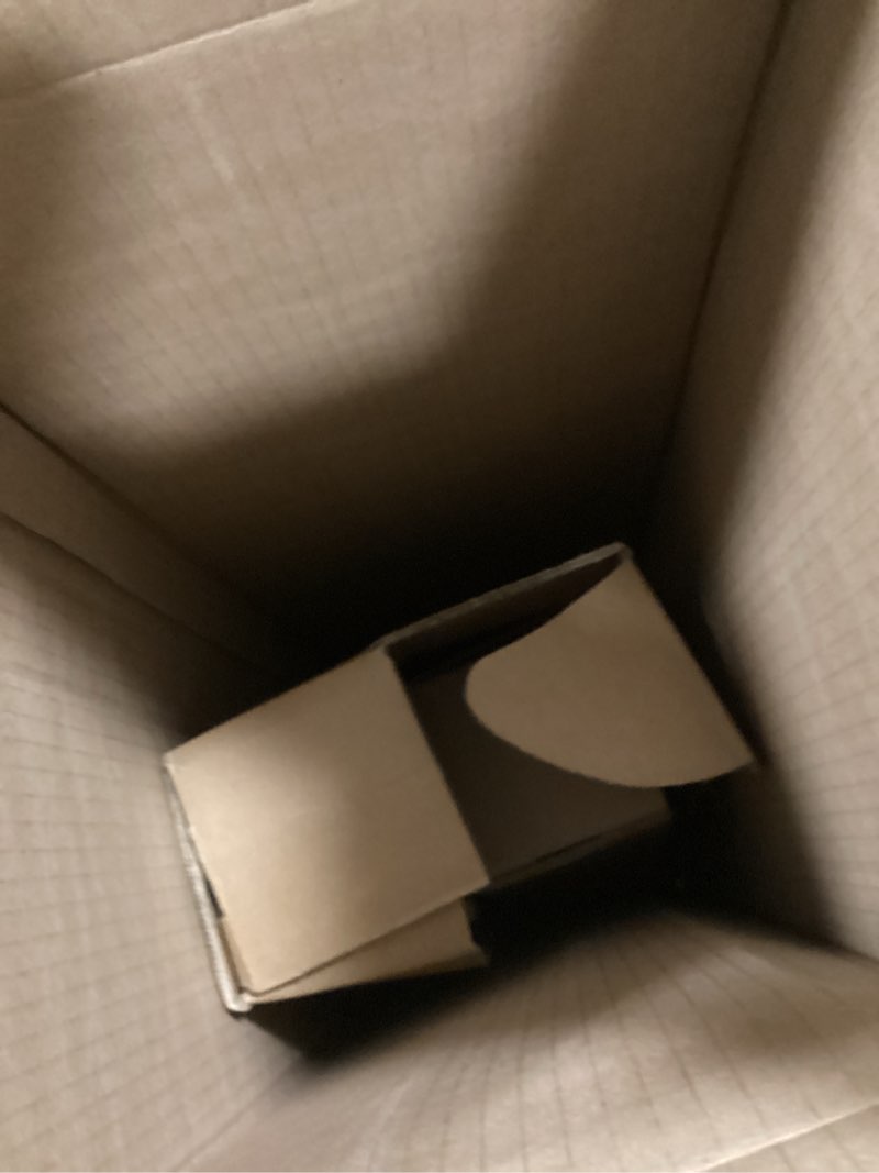 https://lotting-media.assets.bidfta.com/lotting_9ec3449b-9392-491e-b790-d7c231070659