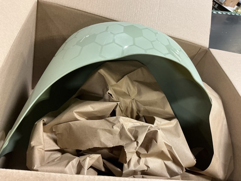 Condition photo showing New/Like New for iris usa cat litter box with high walls and handles, made with flexible plastic, sage green large sage green