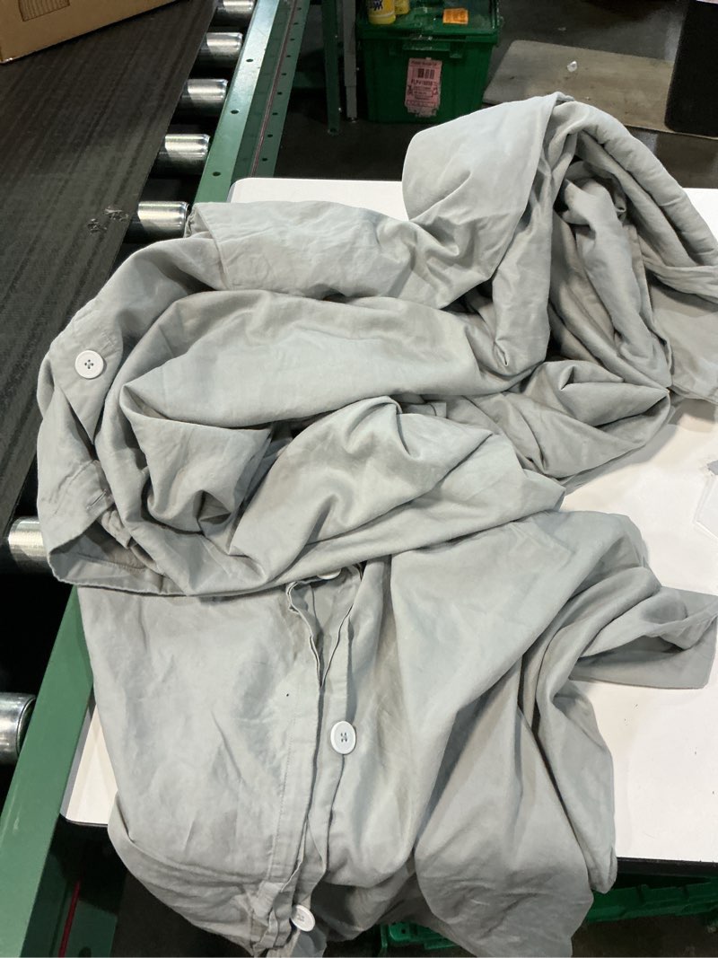 Condition photo showing As Is for bamboo fitted sheet set (incomplete ) (full size )