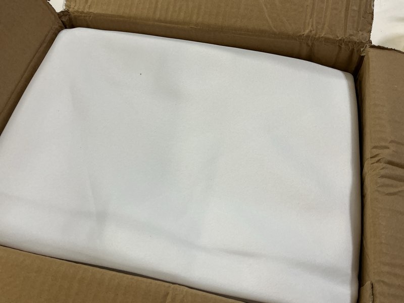 Condition photo showing Good Condition for sancua 6 pack round tablecloth 90 inch white, stain and wrinkle resistant table cloth - washable polyester table cover for dining tables, buffet parties and camping white 6 pack 90" (round)
