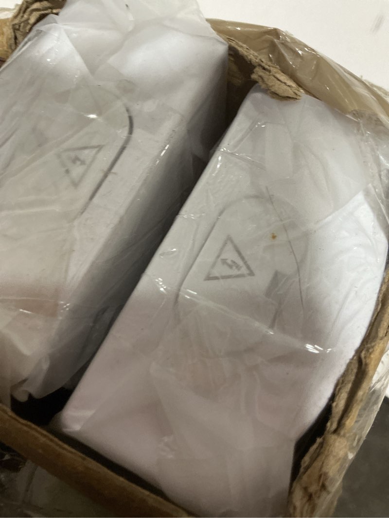 Condition photo showing Good Condition for Utility LED Shop Light Fixture 2PCS 4FT Linkable Plug in LED Tube Light for Kitchen Bathroom Garage Basement Office, Long LED Shoplight, Corded Electric with ON/Off Switch, IP66 Waterproofing 4FT/2PCS